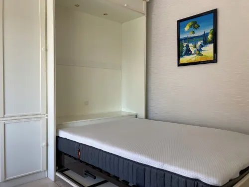 Rent appt.studio T1 (29 m2 +loggia 7 m2) Rsd le Parc des Oliviers la FAVIERE