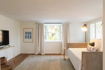 Cozy Curated Poulsbo Waterview Haven