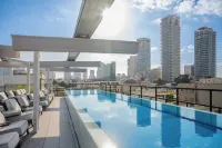 Gymnasia Isrotel, a Tribute Portfolio Hotel - Pools