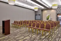 ฮอลิเดย์ อินน์ เอ็กซ์เพรส แอนด์ สวีทส์ เอลค์ โกรฟ เซ็นทรัล - ไฮเวย์ 99 บาย IHG