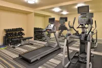 โรงแรม แคนเดิลวูด สวีทส์ ออสติน-ราวด์ ร็อก บาย IHG - ที่มีฟิตเนส