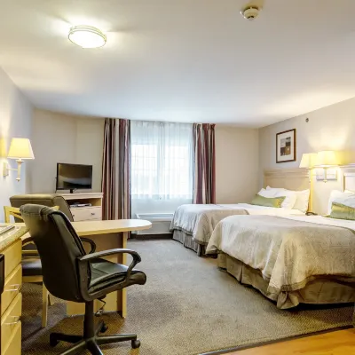 Candlewood Suites PADUCAH by IHG Отели рядом с достопримечательностью «Ликеро-водочный завод Silent Brigade»