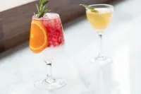 Kimpton CARDINAL HOTEL by IHG - bar