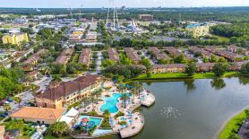 Park Hopper Paradise At Regal Oaks