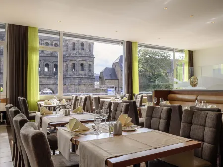 Mercure Hotel Trier Porta Nigra Отели рядом с достопримечательностью «Базилика Константина»