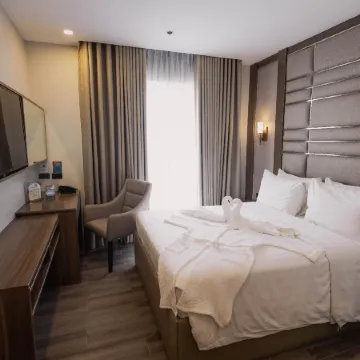 El Vistra Hotel Angeles