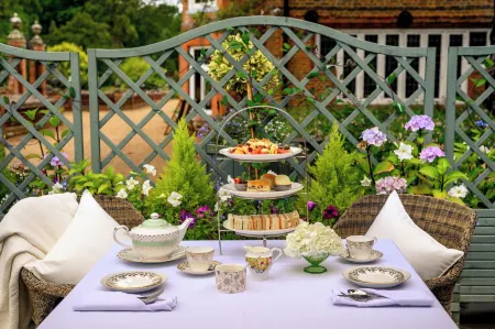 Wotton House Отели в г. Доркинг