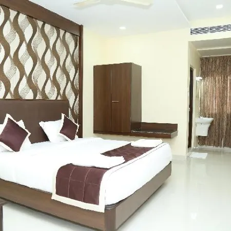 Hotel Venkaateswara Отели в г. Тирунелвели