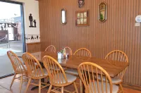 National 9 Inn Wellington Hotels in Carbon County