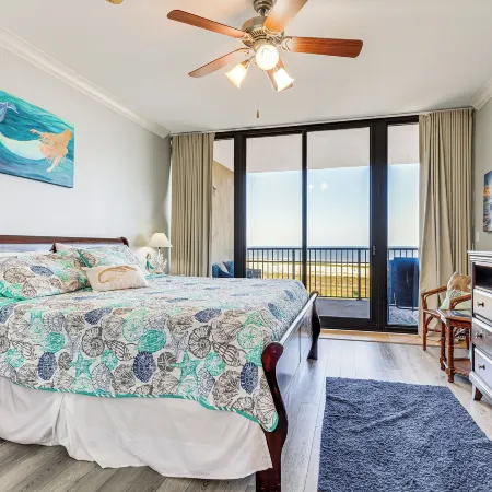 Dauphin Island Top-Floor Condo w/ Resort Perks!