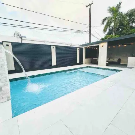 Lux Gem, 7 Mins to SJU, Private Pool, Tesla Solar System, No Blackouts