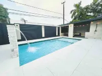 Lux Gem, 7 Mins to SJU, Private Pool, Tesla Solar System, No Blackouts - Private Pools