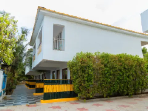 Thai Beach Resort Hotels in Tiruchendur