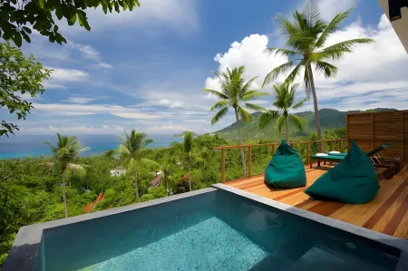 Overthemoon Luxury Pool Villas Отели рядом с достопримечательностью «Lomprayah Pier»