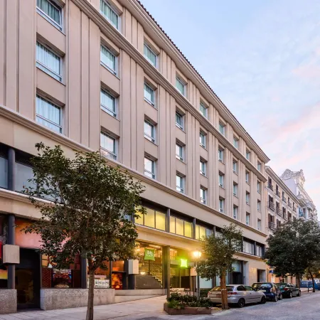 Ibis Styles Madrid Centro Maravillas Отели рядом с достопримечательностью «Монклоа-Аравака»
