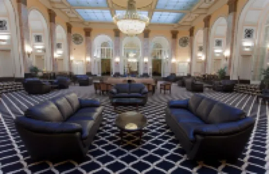 Adelphi Hotel