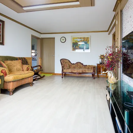 Suncheon Bay Pine Scent Pension