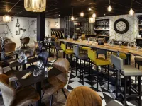 โรงแรมเมอร์เคียว ลียง เอสต์ ชาปงแน