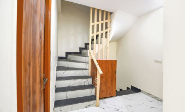 FabHotel Royal Metro