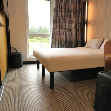 B&B HOTEL Carcassonne Rocadest La Cité
