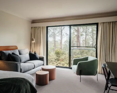 Cradle Mountain Hotel Hotels in Cradle Mountain