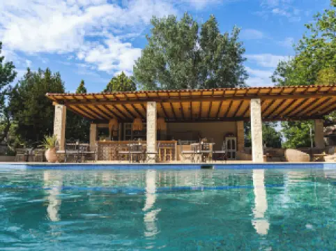 เพทริโน อีโค วิลเลจ