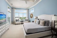 Bayfront Luxury – 5Br, Heated Saltwater Pool, Spa, Gulf Access & Walk to Beach - 5つ星