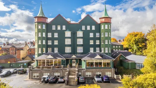 Metropole Hotel Venue & Spa, Llandrindod Wells - С бассейном