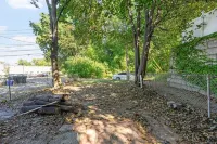 Spacious Home in Troy