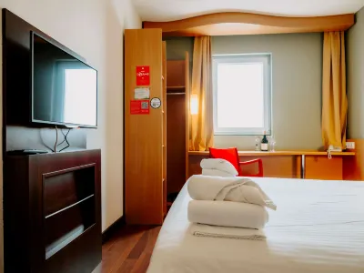 Ibis Sofia Airport Hotel Hotel di Sofia