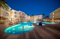 Homewood Suites by Hilton la Quinta - Pools