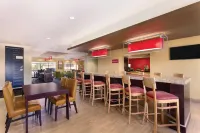 西哈里斯堡/梅卡尼克斯堡萬豪TownePlace飯店 - 停車場