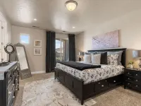 Coral Escape Townhouse Hotels in Washington