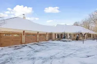 Luxe Long Lake Home w/ Pool, Game Room & Courts! - Biệt thự