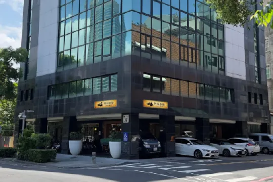 Good hotel Hôtels à proximité de : Kaohsiung Wenhua Center