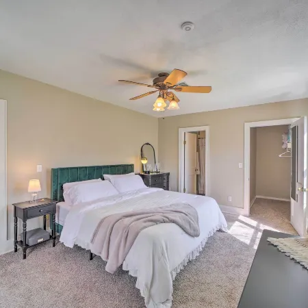 Amazing Musical Abode in Expo Square Neighborhood!