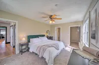 Amazing Musical Abode in Expo Square Neighborhood! - Spa