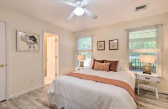 < 1 Mi to Beach: Luxury North Fork Retreat w/ Deck