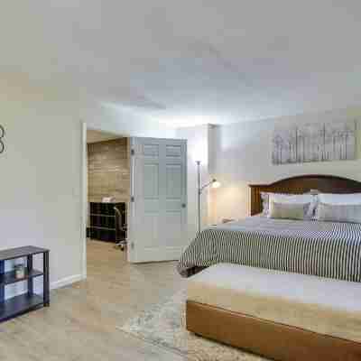 Mountain Creek Ski Condo with 2 Decks! Rooms