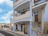 Air-conditioned Penthouse With Terrace and Parking