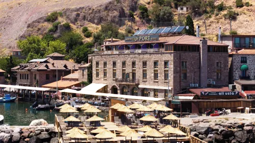 Assos Troy Port Hotel