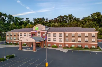 Holiday Inn Express & Suites ZANESVILLE NORTH by IHG のホテル