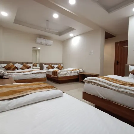 Shree ShyamRaj Hotel
