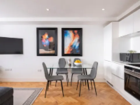 Luxury Parkway Apartment in Chelmsford City チェルムスフォード周辺のホテル