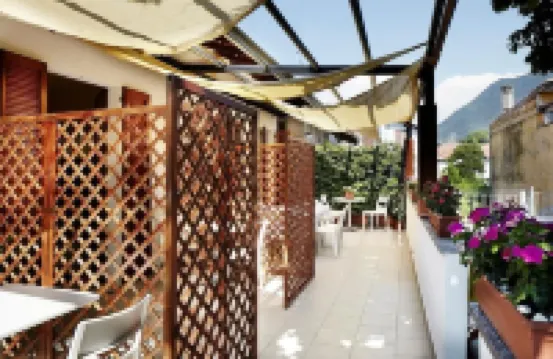 イ ポルティチ BB - チェルノッビオ