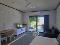 Karri Aura Hotels in Shadforth