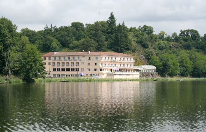 Contact Hôtel le Moulin Neuf