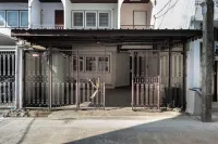 FunnD Mrt lat phrao 5Beds NetflixYouTube