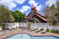 Apple Farm Inn - Romantic