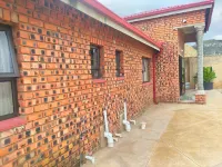 Lethabo Mountain View Guest House